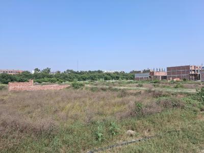 Image of 1800 Sq.ft Residential Plot / Land for sale in Knowledge Park 3, Greater Noida for Rs. 7800000