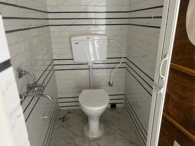 Image of 800 Sq.ft 2 BHK Apartment / Flat for sale in Dum Dum Cantonment, Kolkata for Rs. 2640000