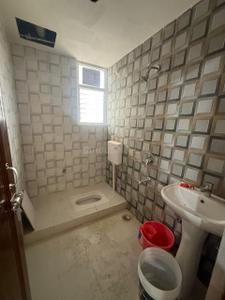 Bathroom Image of 1400 Sq.ft 3 BHK Apartment / Flat for rent in Rohit Grand, Guramba Lucknow for Rs. 20000
