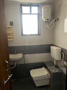 Bathroom Image of 1000 Sq.ft 2 BHK Apartment / Flat for rent in Sudama Nagar Indore for Rs. 22000