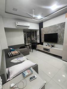 Hall Image of 620 Sq.ft 1 BHK Apartment / Flat for rent in Juhu Mumbai for Rs. 65000