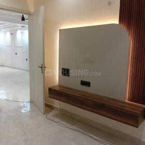 Bedroom Image of 2250 Sq.ft 4 BHK Builder Floor for sale in Emerald Crest 1, Sector 107 Noida for Rs. 13500000