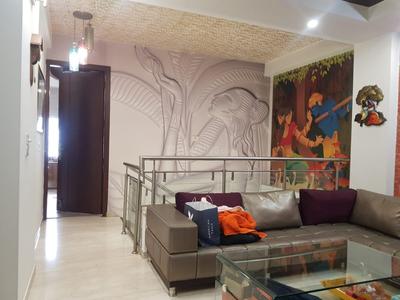 Hall Image of 2700 Sq.ft 4.5 BHK Duplex for sale in Saket New Delhi for Rs. 72500000