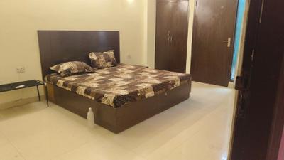 Bedroom Image of 2500 Sq.ft 3.5 BHK Builder Floor for rent in Sector 46 Noida for Rs. 70000