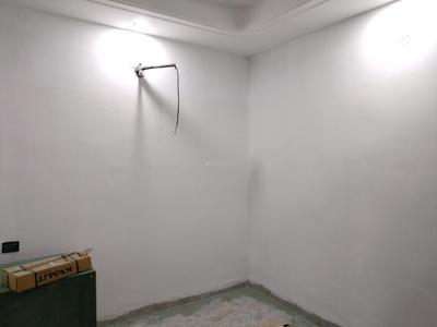Bedroom Image of 800 Sq.ft 2 BHK Builder Floor for sale in Suraj Vihar New Delhi for Rs. 6000000