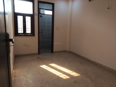 Bedroom Image of 750 Sq.ft 2 BHK Builder Floor for sale in Ramesh Nagar New Delhi for Rs. 8500000