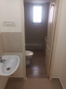 Bathroom Image of 1100 Sq.ft 3 BHK Apartment / Flat for sale in Navins Eden Park, Gerugambakkam Chennai for Rs. 10900000