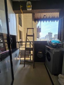 Kitchen Image of 1000 Sq.ft 2 BHK Apartment / Flat for sale in Thane West Thane for Rs. 14500000