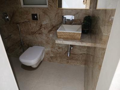 Image of 596 Sq.ft 2 BHK Apartment / Flat for sale in Raunak Centrum, Chembur, Mumbai for Rs. 19100000