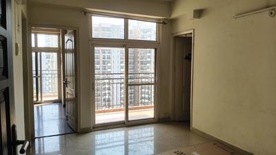 Living Room Image of 490 Sq.ft 1 BHK Apartment / Flat for sale in RG Residency, Sector 120 Noida for Rs. 5900000