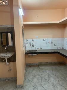 Kitchen Image of 600 Sq.ft 2 BHK Apartment / Flat for rent in Ganeshpur Varanasi for Rs. 6000