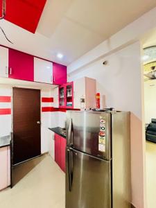 Kitchen Image of 1050 Sq.ft 2 BHK Apartment / Flat for rent in Vemali Vadodara for Rs. 15000