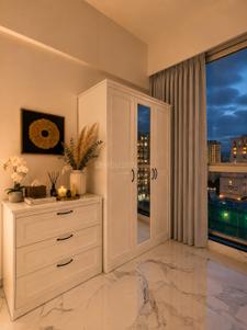 Bedroom Image of 3500 Sq.ft 4 BHK Apartment / Flat for sale in NSG Chittaranjan Tower, Powai Mumbai for Rs. 77500000