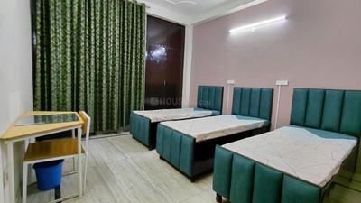 Bedroom Image of Friends pg in Sector 3, Noida
