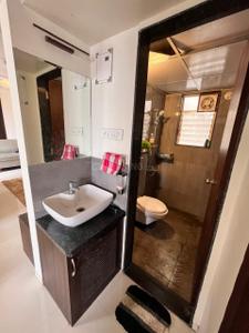 Bathroom Image of 1000 Sq.ft 2 BHK Apartment / Flat for rent in Kothrud Pune for Rs. 35000