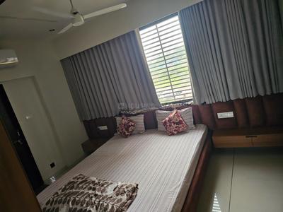 Bedroom Image of 1980 Sq.ft 3 BHK Apartment / Flat for sale in Sarthak Flora, Nikol Ahmedabad for Rs. 9000000