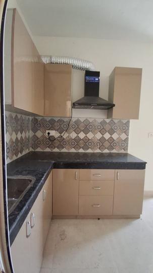 Signature Global Golf Green Main Image 1