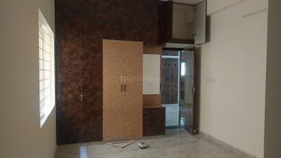 Bedroom Image of 1350 Sq.ft 3 BHK Apartment / Flat for sale in Valasaravakkam Chennai for Rs. 14445000