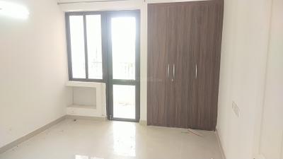 Bedroom Image of 1600 Sq.ft 3 BHK Apartment / Flat for rent in RG Luxury, Noida Extension Greater Noida for Rs. 23500