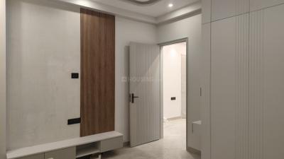 Bedroom Image of 2100 Sq.ft 4 BHK Builder Floor for sale in Kaushambi Ghaziabad for Rs. 26500000