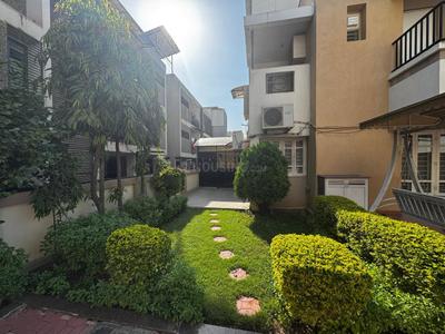 Image of 1719 Sq.ft 4 BHK Independent House for sale in Thaltej, Ahmedabad for Rs. 47500000