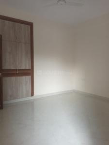 Bedroom Image of 750 Sq.ft 1.5 BHK Builder Floor for rent in Sector 63 A Noida for Rs. 18000