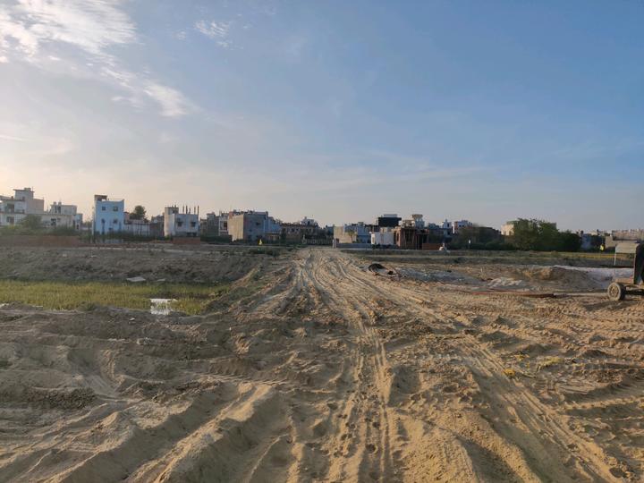 Chhapraula Main Image 1