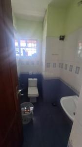 Bathroom Image of 1200 Sq.ft 2 BHK Apartment / Flat for rent in Soorya Fort Avenue Apartments, Kunathurmedu Palakkad for Rs. 17000