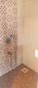 Bathroom Image of 1350 Sq.ft 3 BHK Apartment / Flat for rent in ACME Ozone Phase 2, Thane West Thane for Rs. 60000