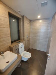 Bathroom Image of 1300 Sq.ft 3 BHK Apartment / Flat for rent in Borivali West Mumbai for Rs. 86000