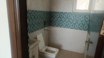 Bathroom Image of 4000 Sq.ft 3.5 BHK Penthouse for sale in Amrapali Silicon City, Sector 76 Noida for Rs. 25000000