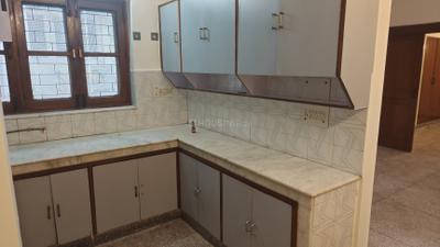 Kitchen Image of 1500 Sq.ft 1 BHK Builder Floor for rent in Greater Kailash II New Delhi for Rs. 43000