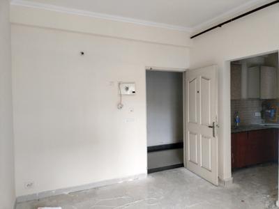 Living Room Image of 615 Sq.ft 1 BHK Apartment / Flat for sale in Maxblis Taj Wellington, Sector 75 Noida for Rs. 8000000