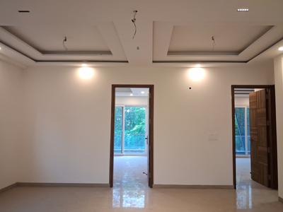 Living Room Image of 1800 Sq.ft 3 BHK Builder Floor for sale in Paschim Vihar New Delhi for Rs. 37900000