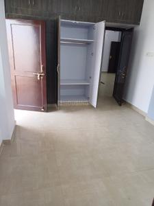 Bedroom Image of 1600 Sq.ft 3 BHK Apartment / Flat for rent in Hazratganj Lucknow for Rs. 28000