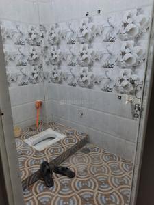 Bathroom Image of 150 Sq.ft 2 BHK Independent House for rent in Naini Allahabad for Rs. 8000