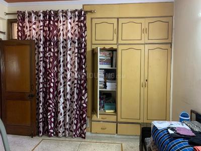 Bedroom Image of 1850 Sq.ft 3 BHK Apartment / Flat for rent in Vishnu Garden New Delhi for Rs. 50000