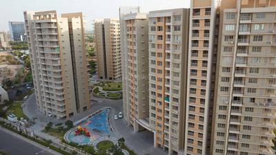 Image of 1300 Sq.ft 2.5 BHK Apartment / Flat for rent in Adani The Meadows, Shantigram, Ahmedabad for Rs. 27000