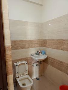 Bathroom Image of 1500 Sq.ft 3 BHK Builder Floor for rent in Kalyanpur Kanpur for Rs. 10000