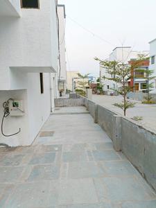 Balcony Image of 1800 Sq.ft 4 BHK Duplex for rent in Sunpharma Road Vadodara for Rs. 20000