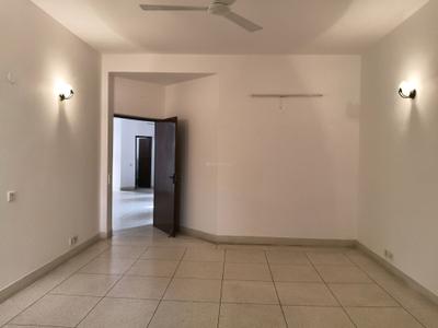 Bedroom Image of 3000 Sq.ft 3 BHK Builder Floor for rent in Sector 17 Gurgaon for Rs. 60000