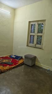Bedroom Image of 650 Sq.ft 2 BHK Apartment / Flat for rent in Sector 56 Noida for Rs. 18000