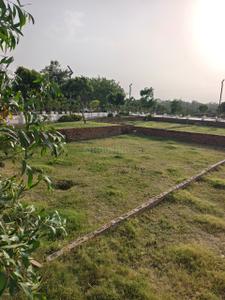 Image of 360 Sq.ft Residential Plot / Land for sale in Sector 41, Gurgaon for Rs. 105000000