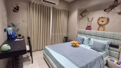 Bathroom Image of 1200 Sq.ft 3 BHK Apartment / Flat for sale in Rameshwar City, Naranpura Ahmedabad for Rs. 14000000