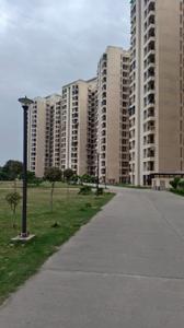 Image of 950 Sq.ft 2 BHK Apartment / Flat for sale in Jaypee Kosmos, Sector 134, Noida for Rs. 7500000