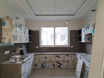 Kitchen Image of 1800 Sq.ft 3 BHK Builder Floor for sale in Paschim Vihar New Delhi for Rs. 35000000