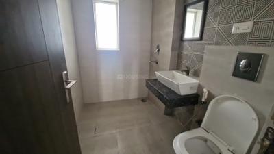 Image of 3300 Sq.ft 3 BHK Apartment / Flat for rent in Parx Laureate, Sector 108, Noida for Rs. 90000
