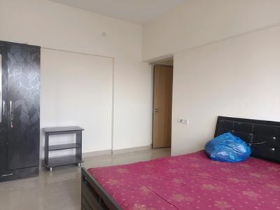 Bedroom Image of 1020 Sq.ft 2 BHK Apartment / Flat for rent in Kumar Corp Park Infinia Phase III, Fursungi Pune for Rs. 25000