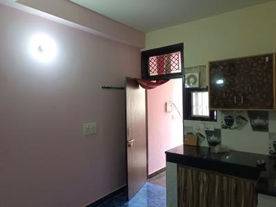 Living Room Image of 400 Sq.ft 1 BHK Independent House for rent in Palam Vihar Extension Gurgaon for Rs. 8000