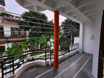 Balcony Image of 1000 Sq.ft 2 BHK Builder Floor for rent in Gomti Nagar Lucknow for Rs. 16000